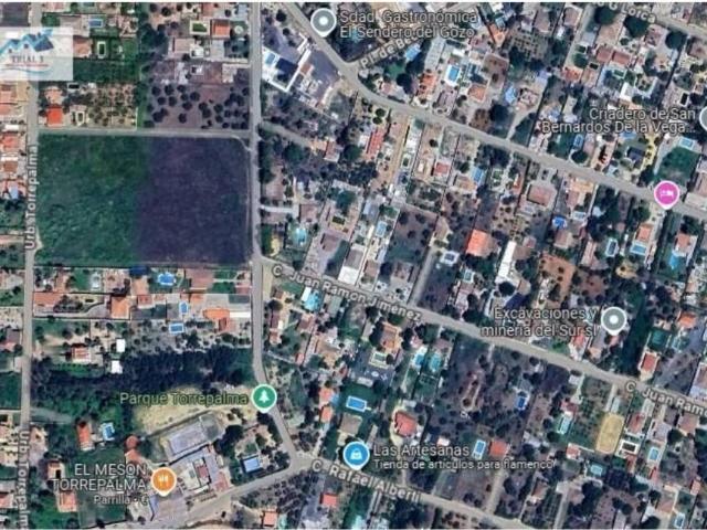 Terreno en venta en Carmona, Andalucía