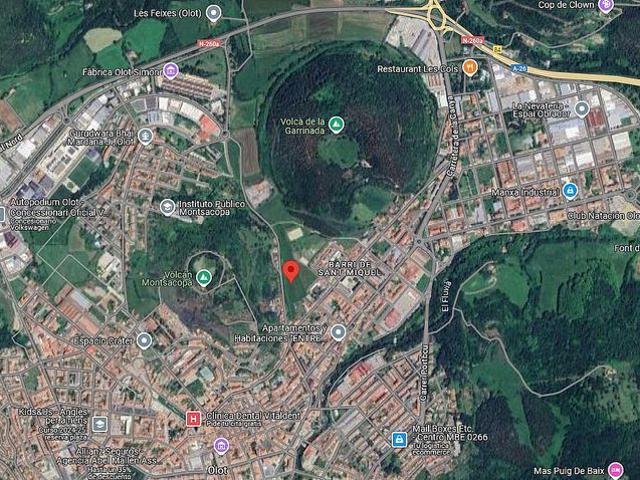 Terreno en venta en Garrotxa, Catalunya