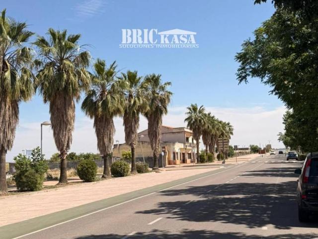 Terreno en venta en Casar De Cáceres, Extremadura