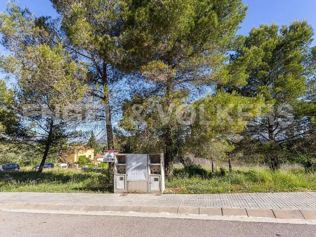 Terreno en venta en Castellví de Rosanes, Barcelona