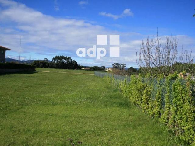 Terreno en venta en Castrillón