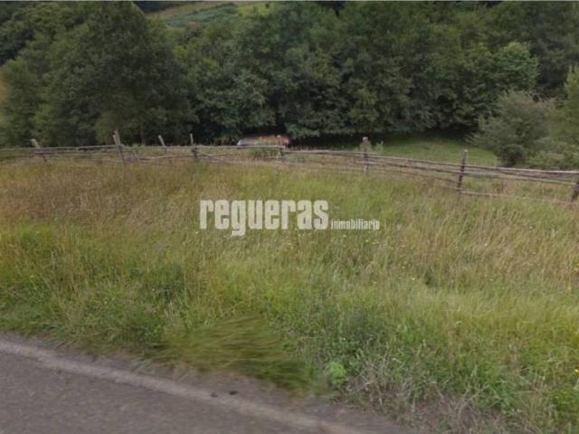 Terreno en venta en Castrillón