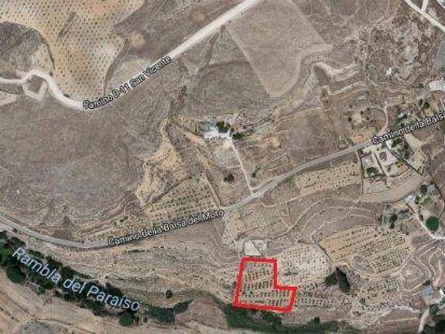 Terreno en venta en Caudete, Castilla-La Mancha