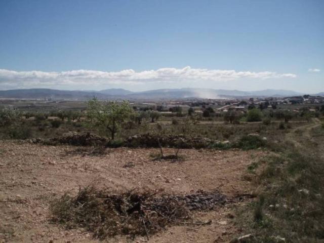 Terreno en venta en Caudete, Castilla-La Mancha