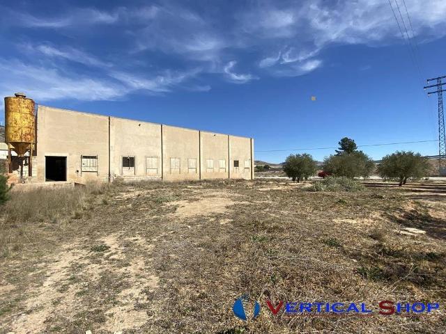Terreno en venta en Caudete, Castilla-La Mancha
