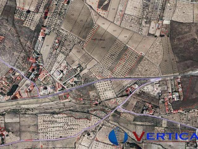 Terreno en venta en San Vicente, Caudete