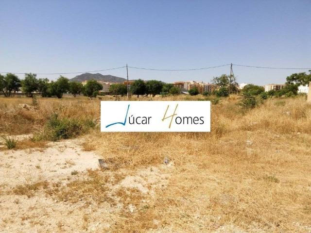 Terreno en venta en Caudete, Castilla-La Mancha