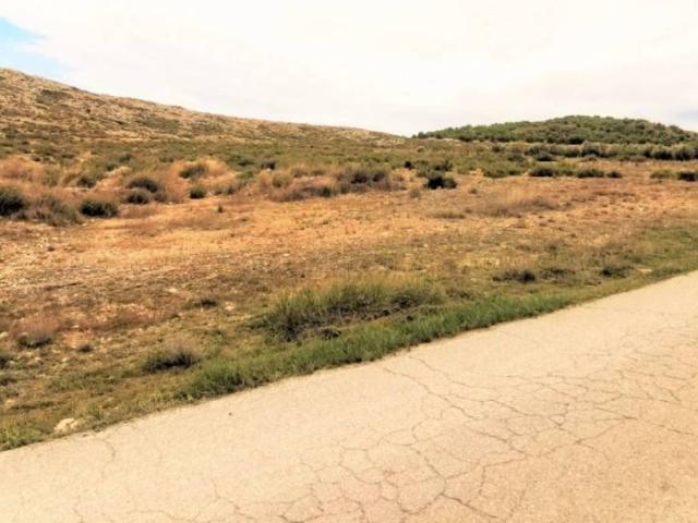 Terreno en venta en l'Alt Vinalopó / El Alto Vinalopó, Valencia