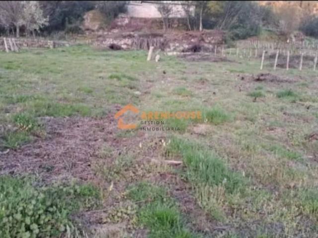 Terreno en venta en Cenlle