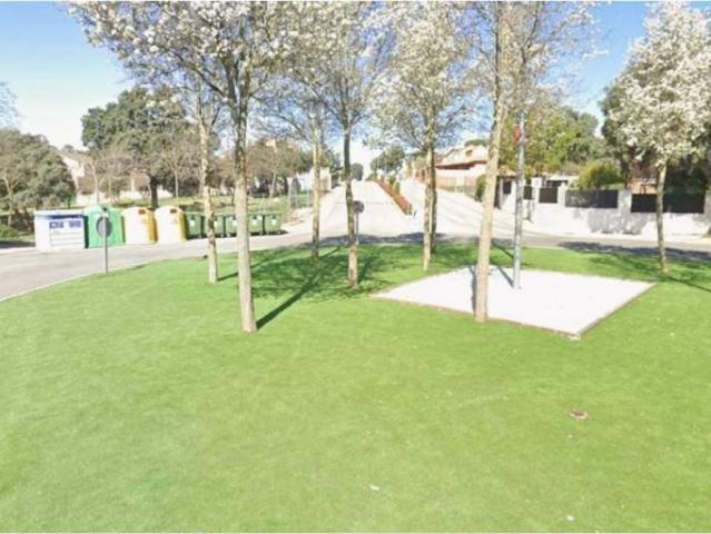 Terreno en venta en Chiloeches, Castilla-La Mancha