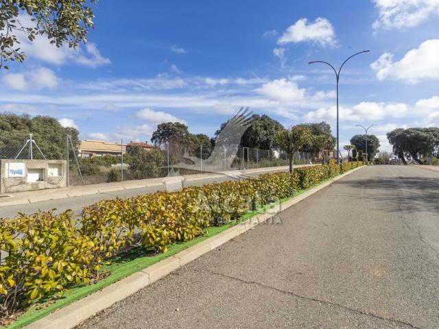 Terreno en venta en Urbanización Medina Azahara, Chiloeches