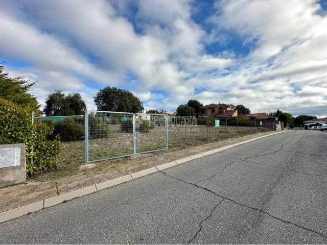 Terreno en venta en Chiloeches, Guadalajara