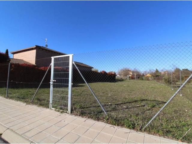 Terreno en venta en Chiloeches, Castilla-La Mancha