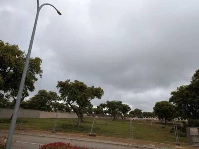Terreno en venta en Chiloeches, Castilla-La Mancha