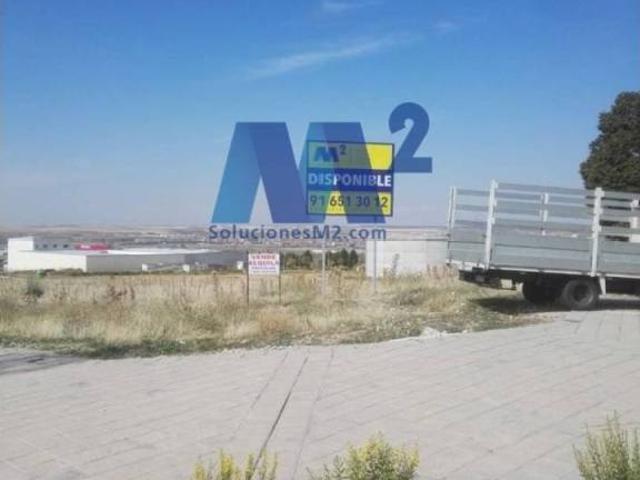 Terreno en venta en Chiloeches, Castilla-La Mancha