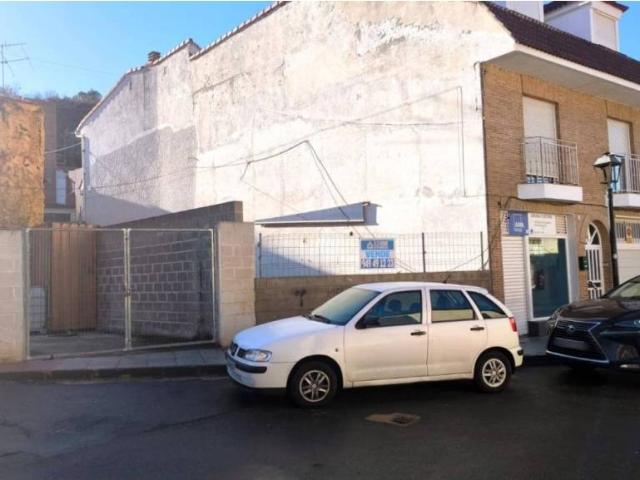 Terreno en venta en Chiloeches, Guadalajara