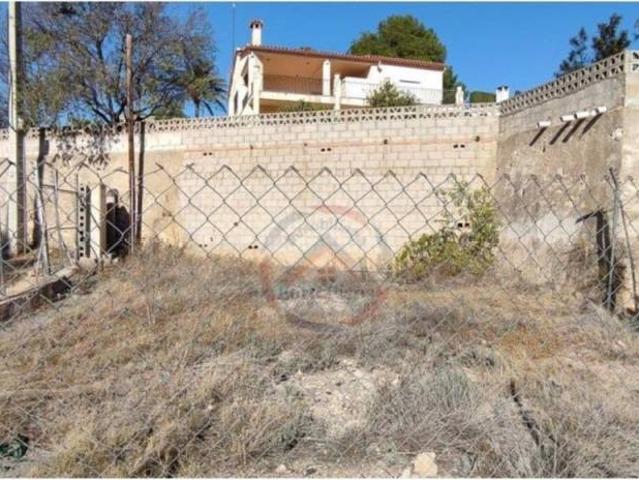 Terreno en venta en La Hoya de Buñol, Valencia
