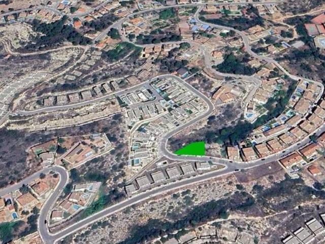 Terreno en venta en La Hoya de Buñol, Valencia