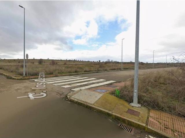 Terreno en venta en Chozas De Abajo, Castilla y León