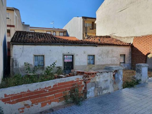Terreno en venta en Ciudad Rodrigo, Castilla y León