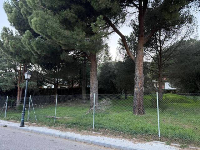 Terreno en venta en Collado Mediano, Madrid