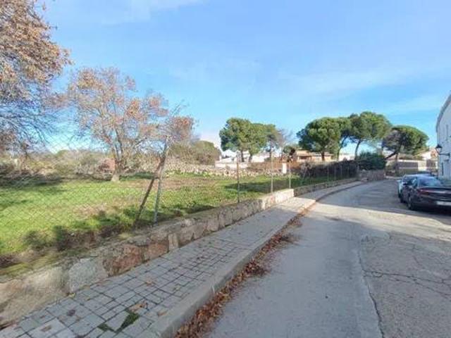 Terreno en venta en Colmenar Del Arroyo, Madrid