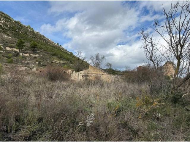 Terreno en venta en la Marina Baixa, Valencia