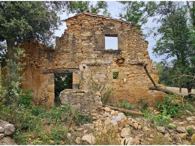 Terreno en venta en Pla de l'Estany, Catalunya