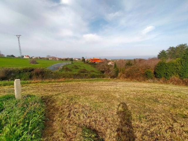 Terreno en venta en Albuerne, Cudillero