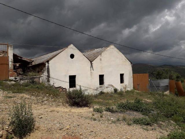 Terreno en venta en Cútar