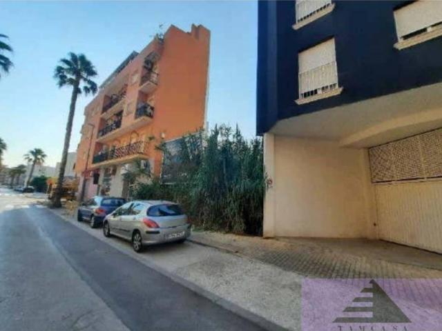 Terreno en venta en Barri les Roques, Dénia