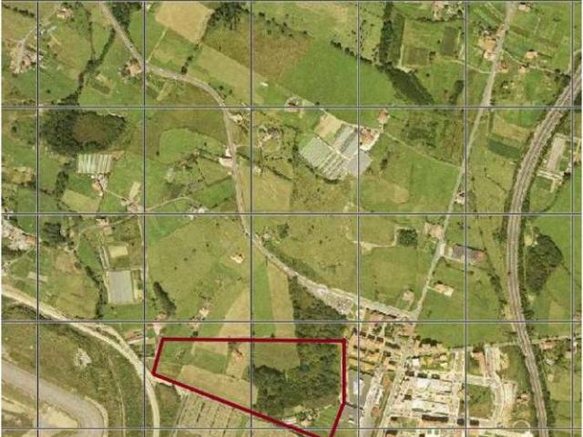 Terreno en venta en Derio
