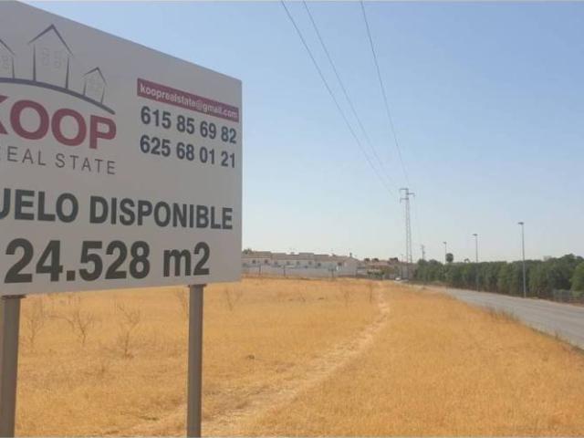 Terreno en venta en Los Giraldillos, Dos Hermanas