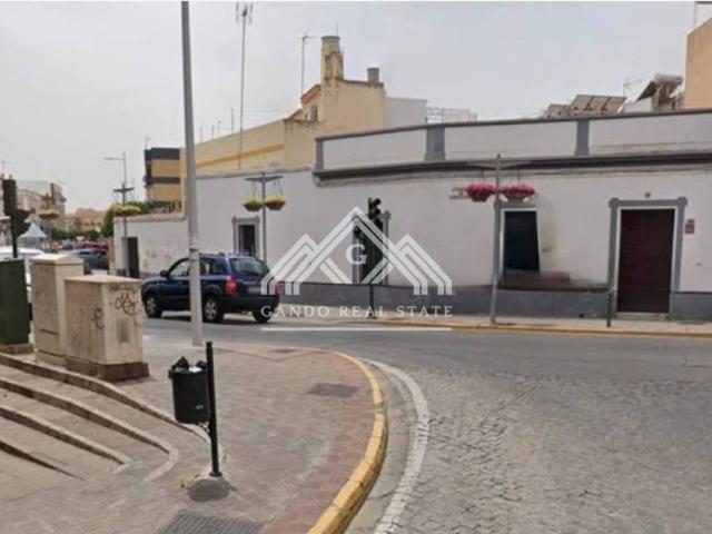 Terreno en venta en Dos Hermanas, Sevilla