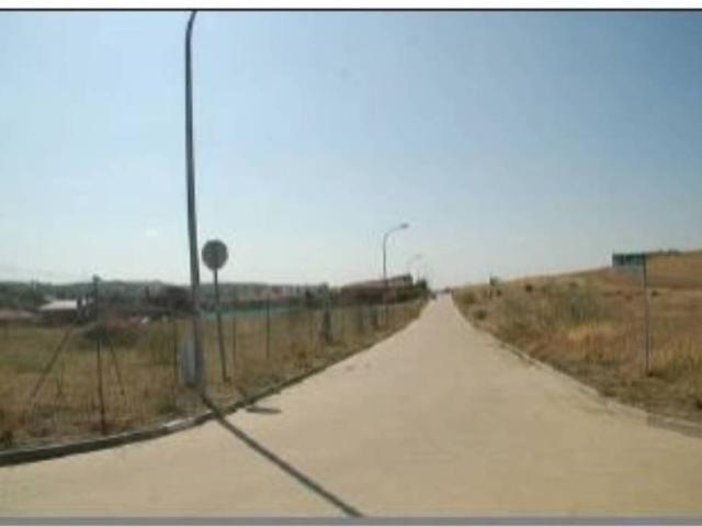 Terreno en venta en Valdelosllanos, El Casar