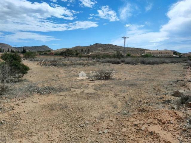 Terreno en venta en el Vinalopó Mitjà / El Vinalopó Medio, Valencia