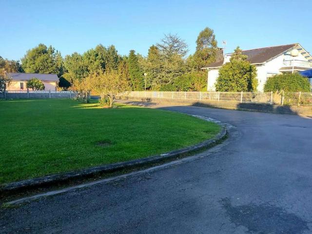 Terreno en venta en El Franco, Asturias