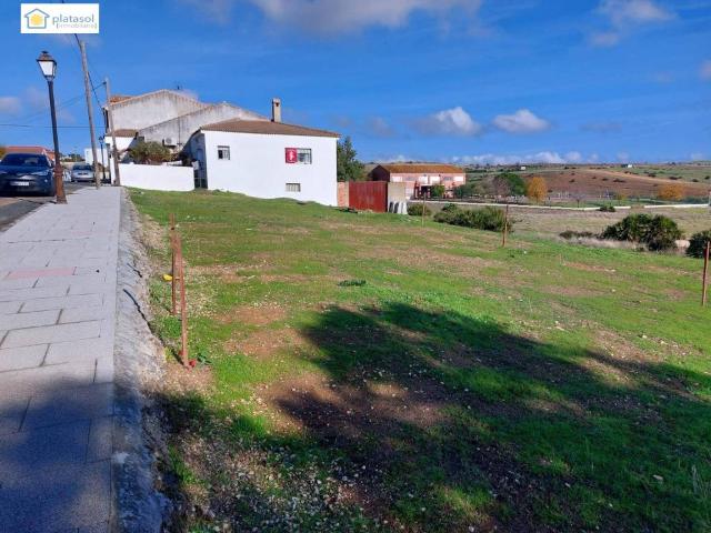 Terreno en venta en El Garrobo, Andalucía