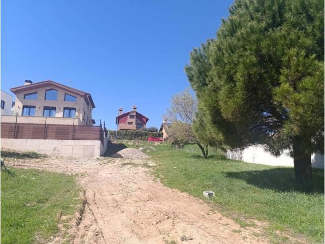 Terreno en venta en La Cabaña, El Molar