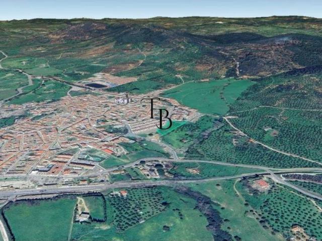 Terreno en venta en El Pedroso, Andalucía
