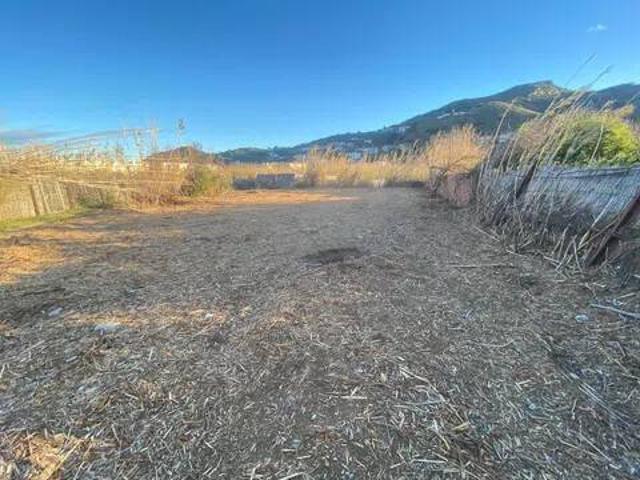 Terreno en venta en Alt Empordà, Catalunya