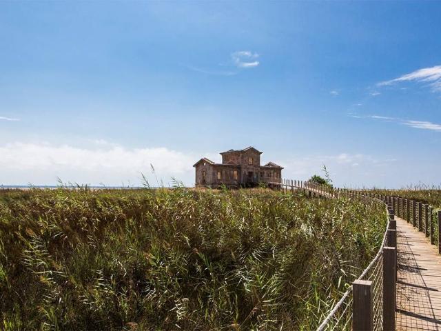 Terreno en venta en El Prat De Llobregat, Eixample