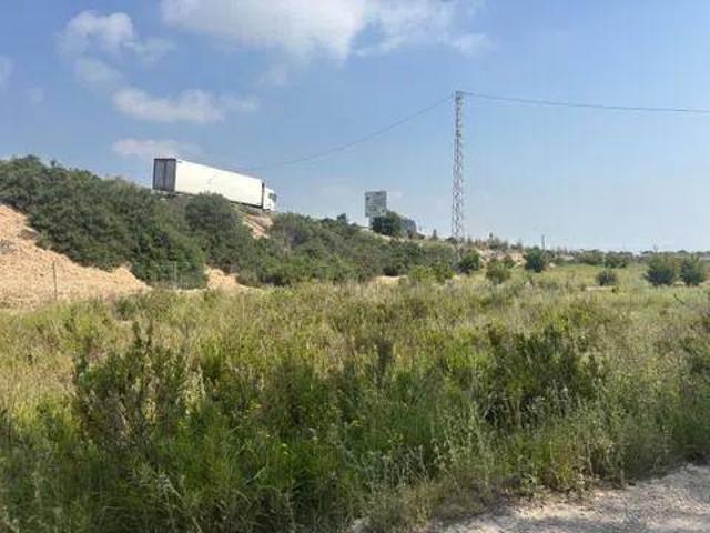 Terreno en venta en Atzavares, el Baix Vinalopó