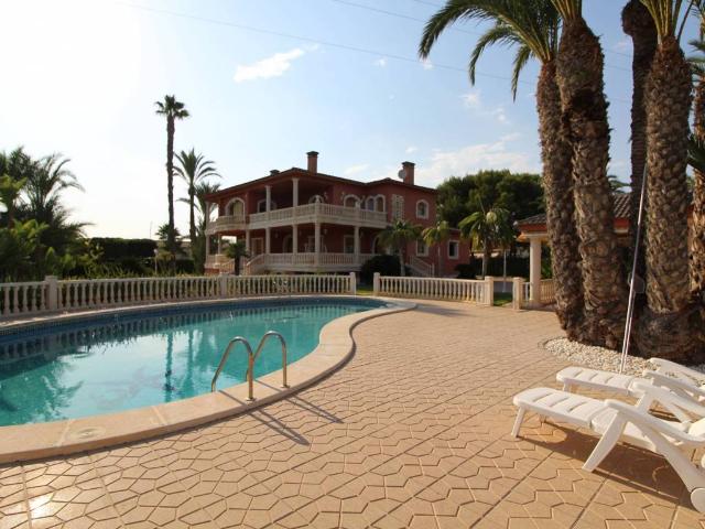 Casa Rural en venta en Elche