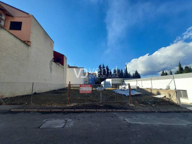 Terreno en venta en Jane Addams, Enguera