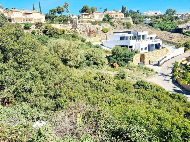 Terreno en venta en El Pilar, Costa del Sol Occidental