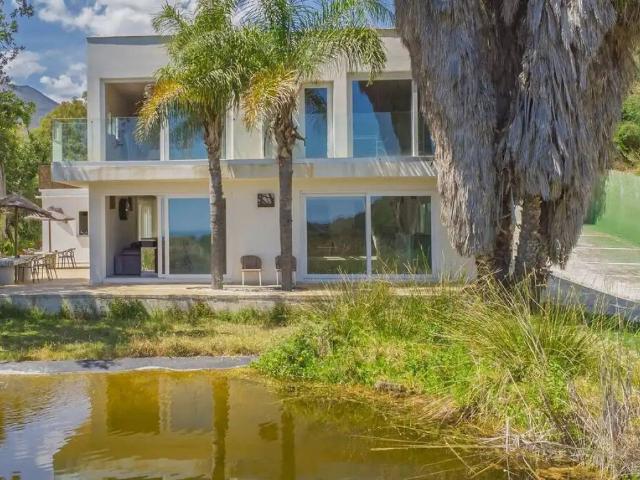 Terreno en venta en Barriada Islas Canarias, Estepona