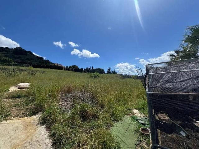 Terreno en venta en Barriada Islas Canarias, Estepona