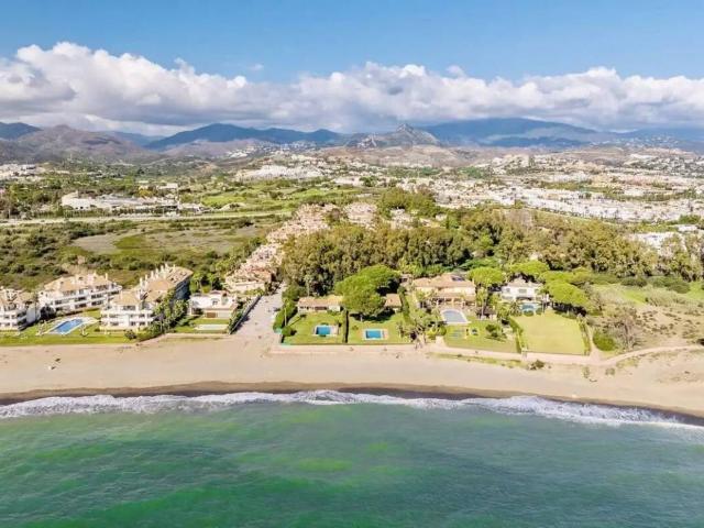 Terreno en venta en Barriada Islas Canarias, Estepona