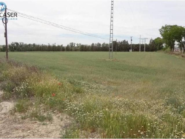 Terreno en venta en Estremera